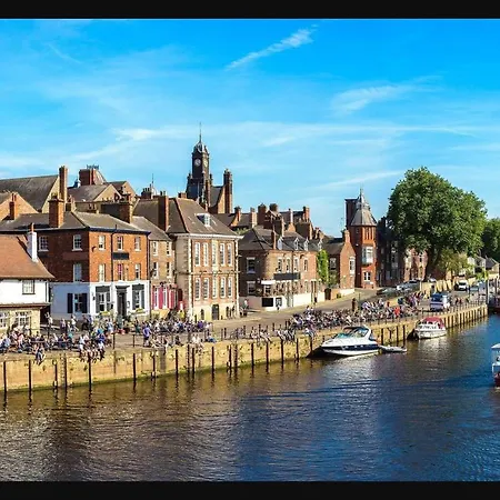 Millers With Free Allocated Parking בית נופש *