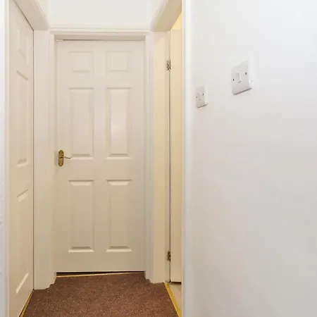 Millers With Free Allocated Parking בית נופש *