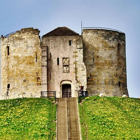 Millers With Free Allocated Parking Semesterbostad